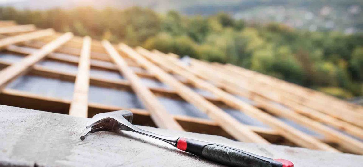 5 commercial roof maintenance tips to extend the life of your home